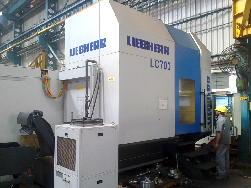 CNC Hobbing Machine (Make: LIEBHERR, Model : LC 700) Max Module : 12, Max. work piece diameter : 700 mm, Center distance: 50 – 500 mm